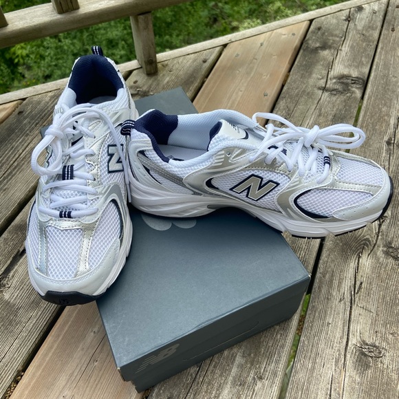 New Balance 530 Sneakers - Picture 2 of 4